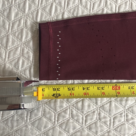 Lululemon - Picture 5 of 6